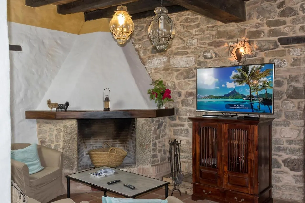 Gaucín Ventorro Del Herrero - The Old Forge منزل ريفي
